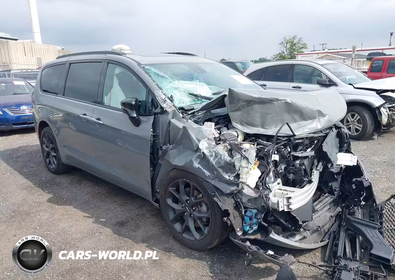2023 Chrysler Pacifica Limited Awd