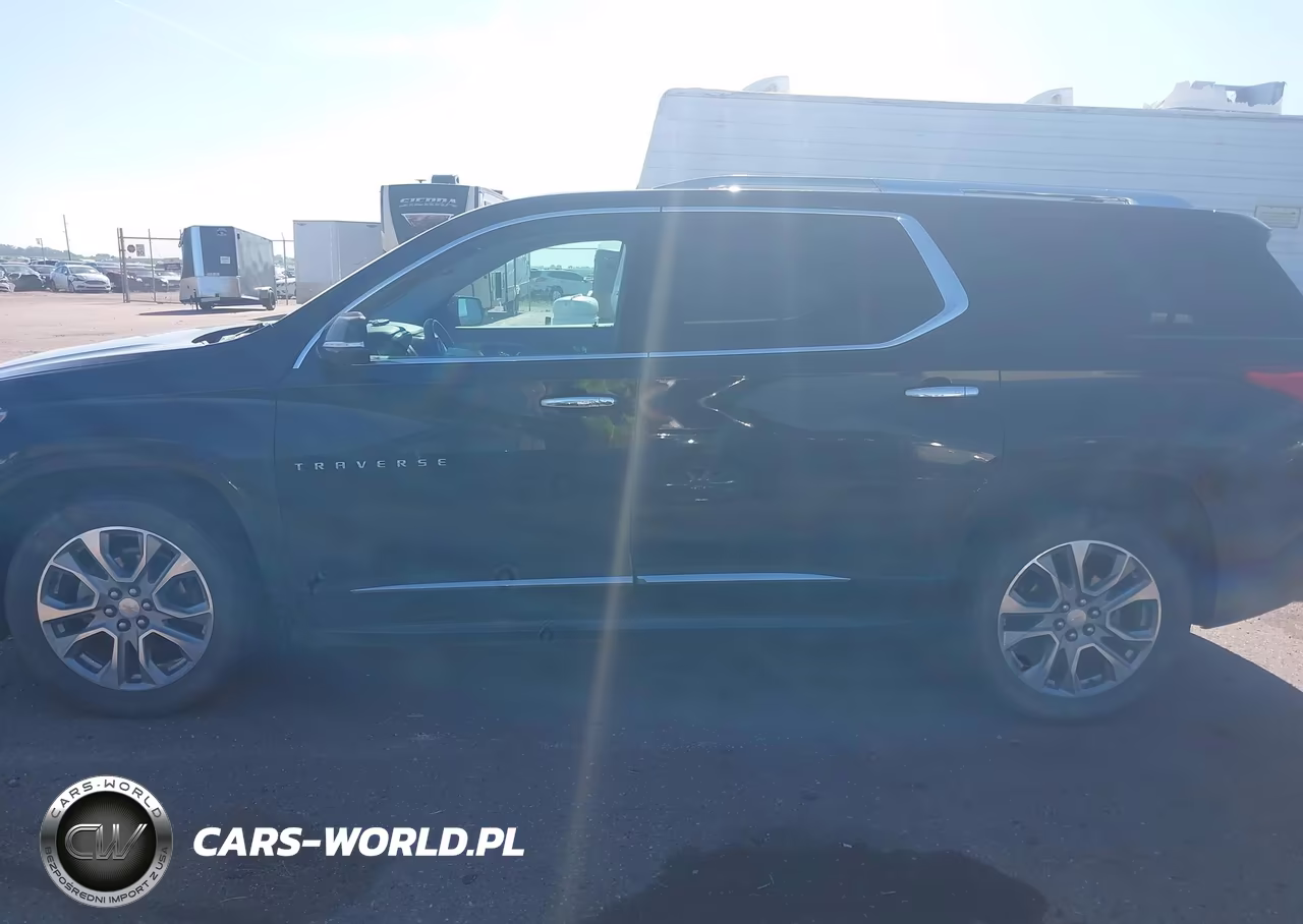 2018 Chevrolet Traverse Premier VIN:1GNEVJKW4JJ110972 - 14