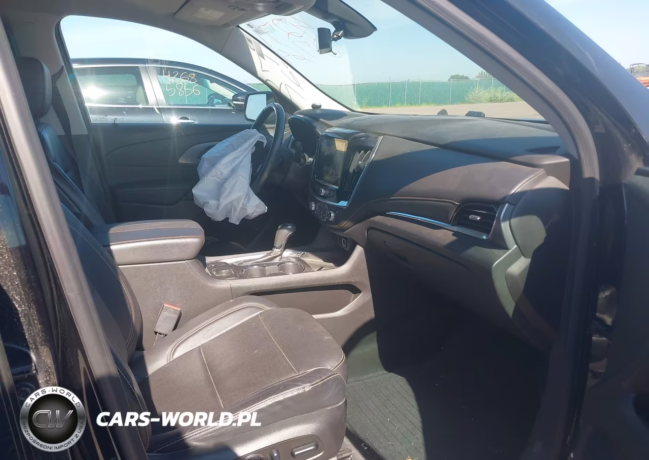 2018 Chevrolet Traverse Premier VIN:1GNEVJKW4JJ110972 - 5