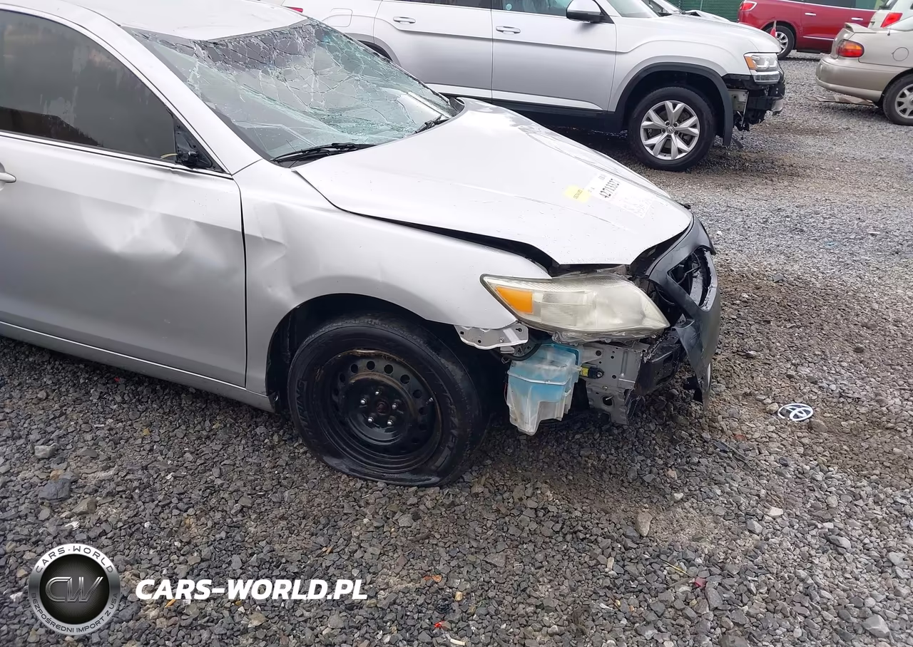 2011 Toyota Camry Le VIN:4T1BF3EK8BU178166 - 17