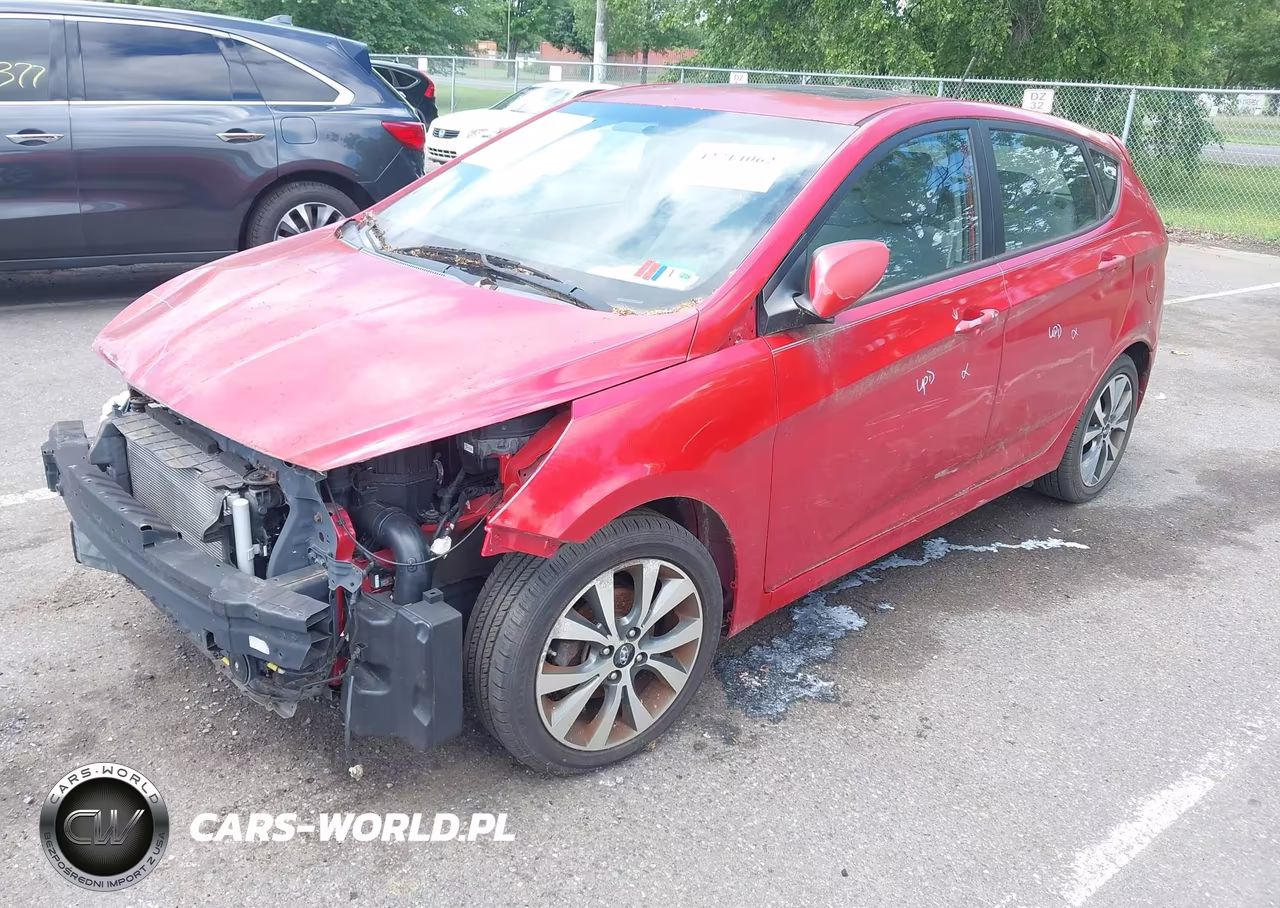 2015 Hyundai Accent Sport VIN:KMHCU5AE8FU229578 - 2