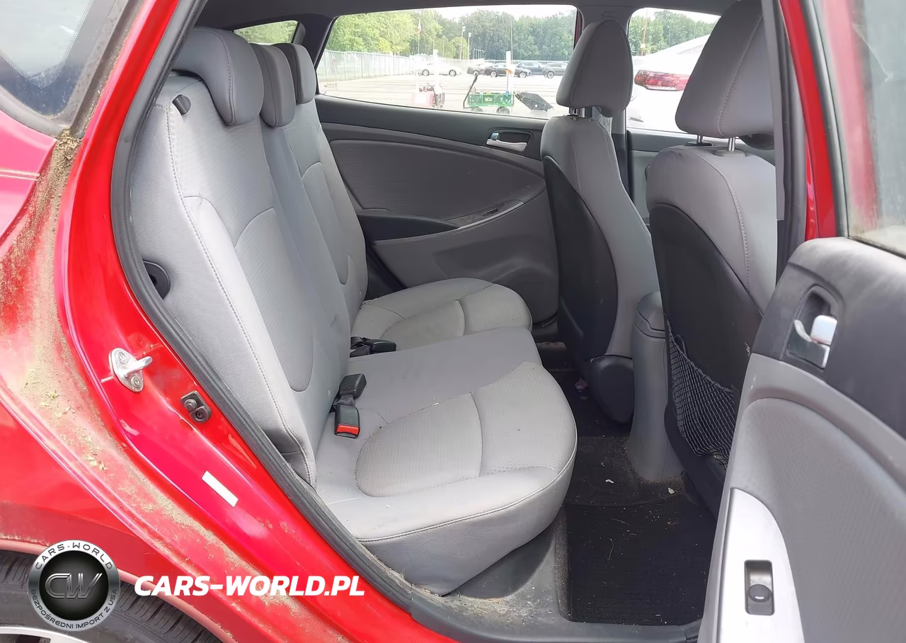 2015 Hyundai Accent Sport VIN:KMHCU5AE8FU229578 - 8