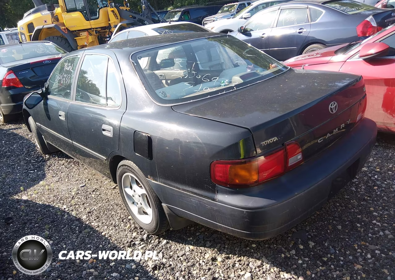 1996 Toyota Camry Dx-Le-Xle VIN:4T1BG12K2TU823904 - 3