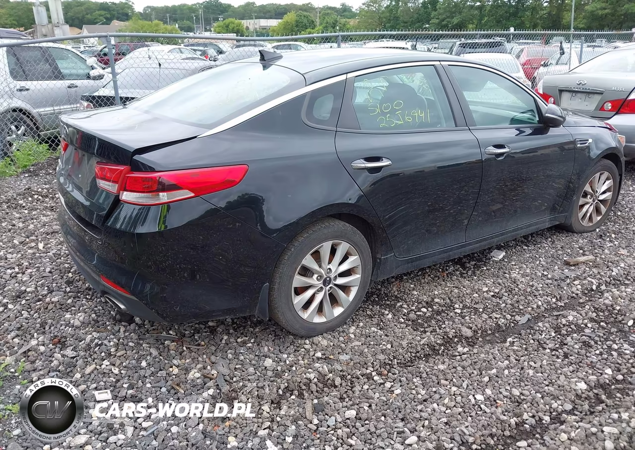 2016 Kia Optima Lx VIN:5XXGT4L34GG103594 - 4