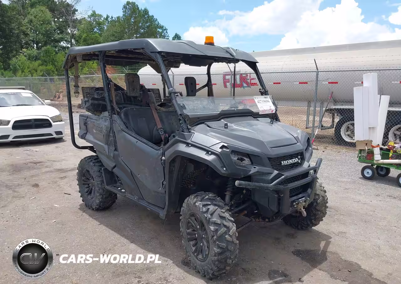 2016 Honda Sxs1000 M5