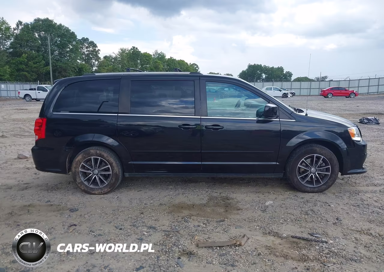 2017 Dodge Grand Caravan Sxt VIN:2C4RDGCG9HR851888 - 14