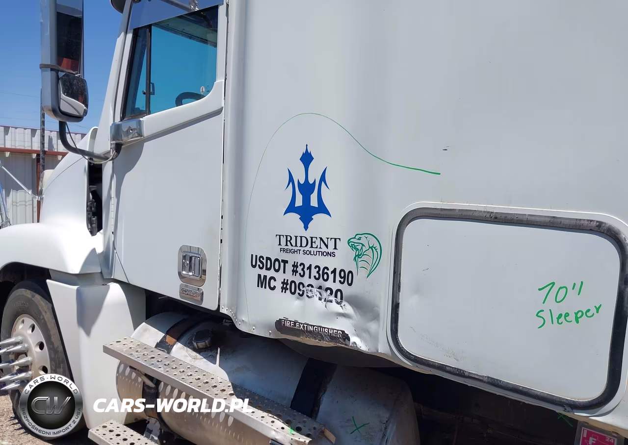 2007 Freightliner Conventional St120 VIN:1FUJBBCK07LX07849 - 14