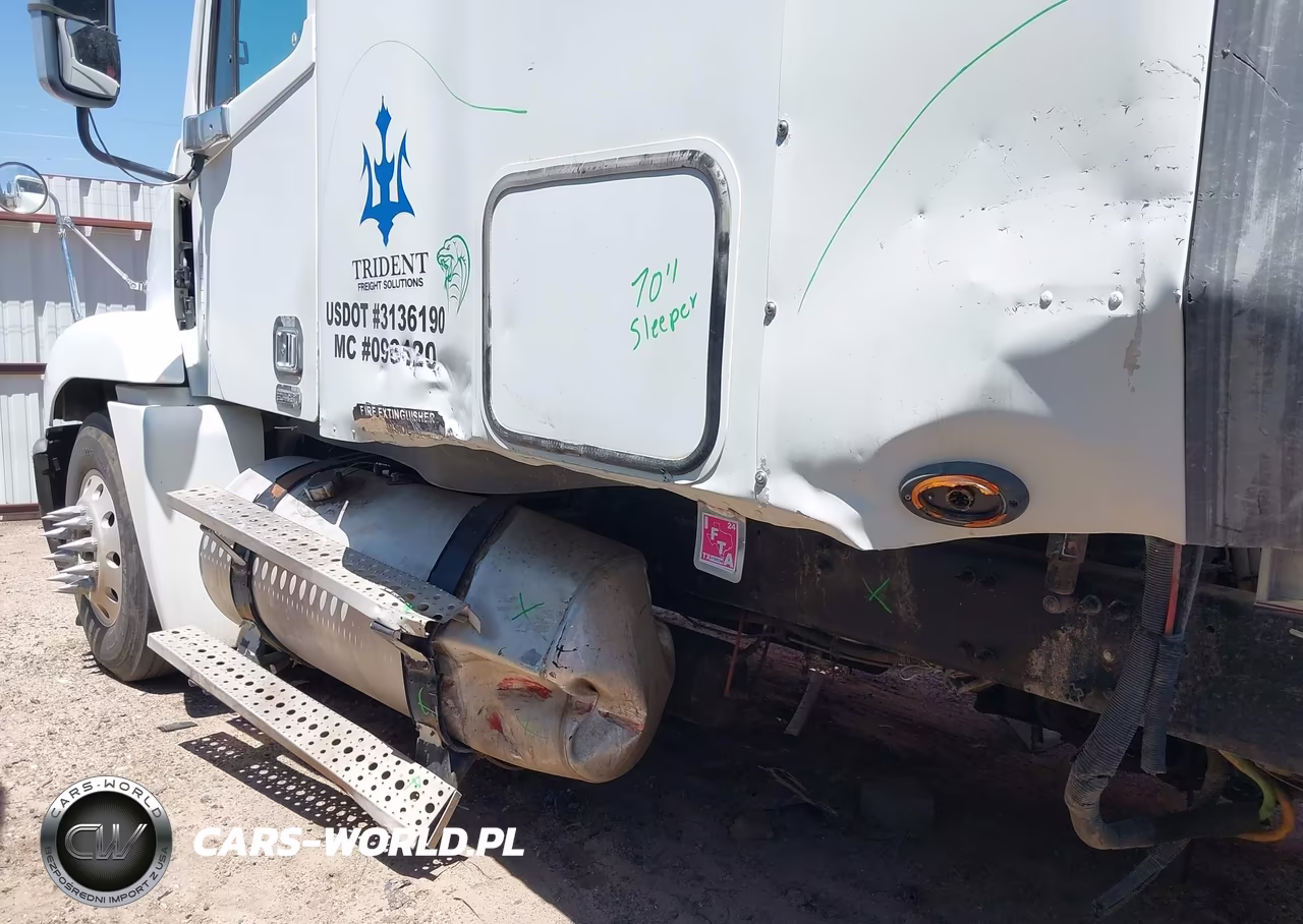 2007 Freightliner Conventional St120 VIN:1FUJBBCK07LX07849 - 16