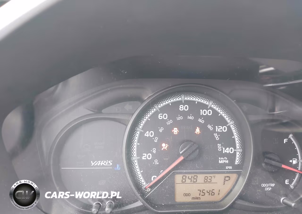 2015 Toyota Yaris Le VIN:VNKKTUD31FA026600 - 15