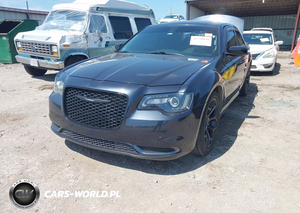 2019 Chrysler 300 Touring VIN:2C3CCAAG4KH610427 - 2