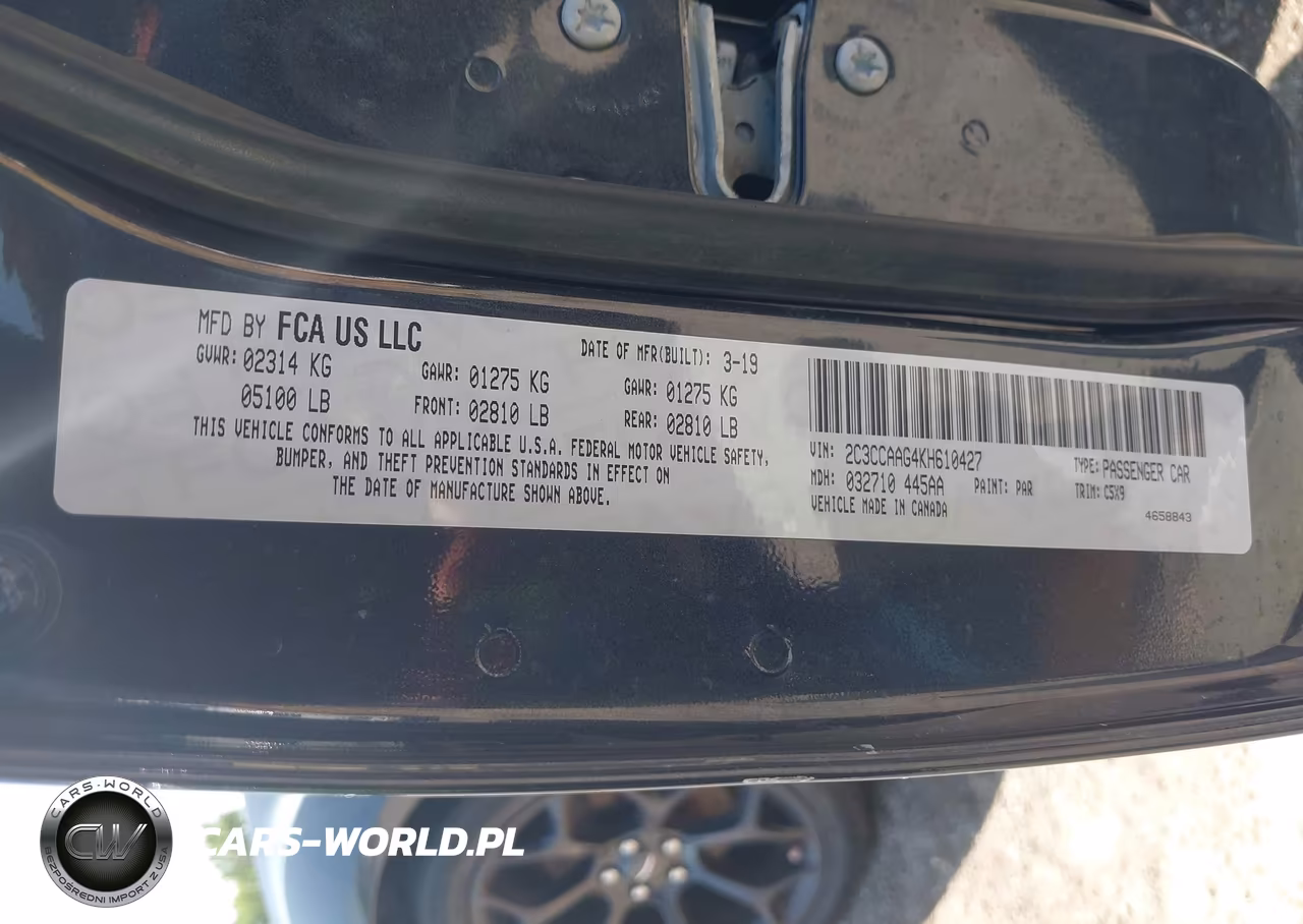 2019 Chrysler 300 Touring VIN:2C3CCAAG4KH610427 - 9