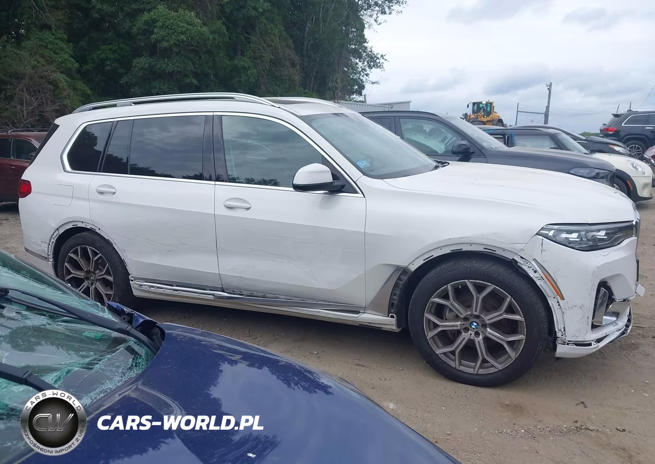 2020 BMW X7 xDrive40I VIN:5UXCW2C02L9A03745 - 13