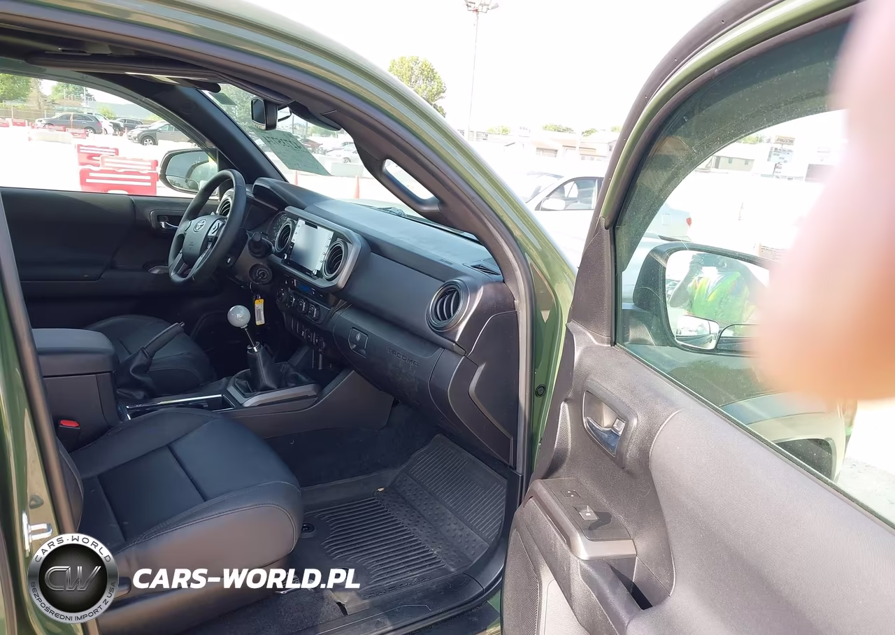 2022 Toyota Tacoma Trd Sport VIN:3TYCZ5AN7NT083767 - 5