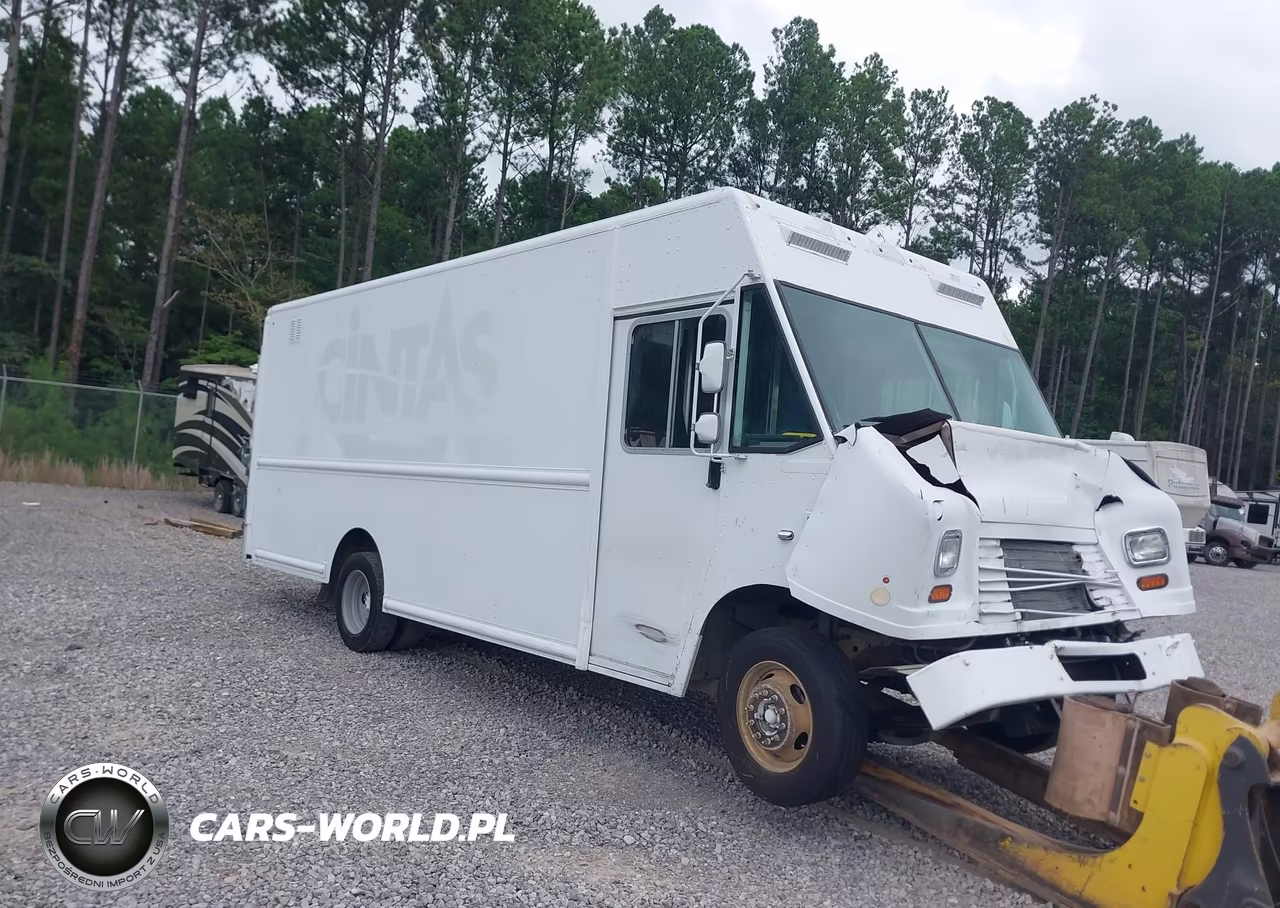 2015 Ford F-59 Commercial Stripped