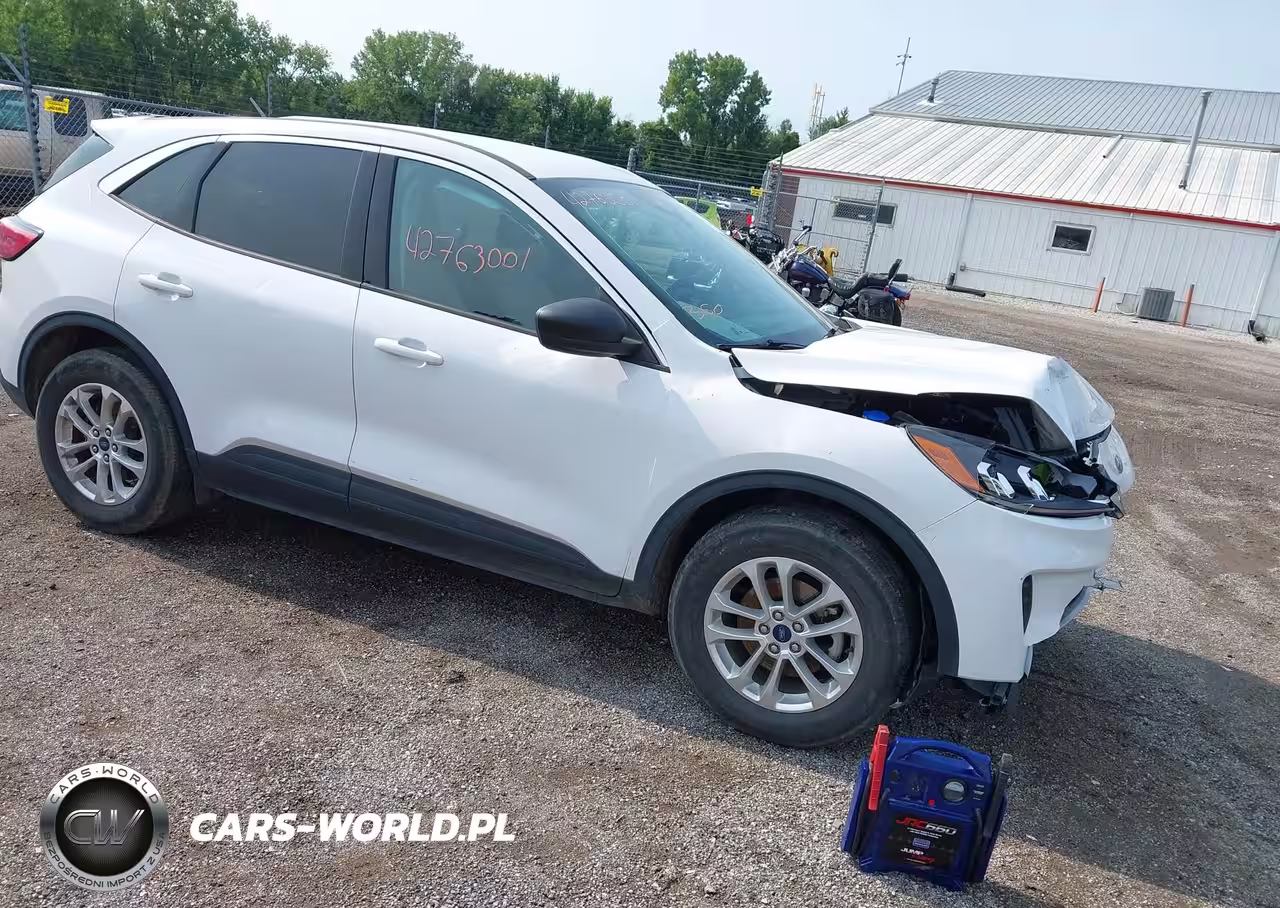 2022 Ford Escape Se