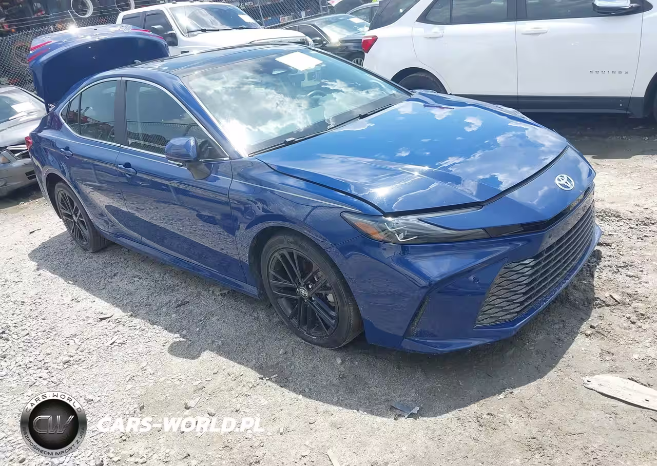 2025 Toyota Camry Xle – zdjęcie 1 z 16