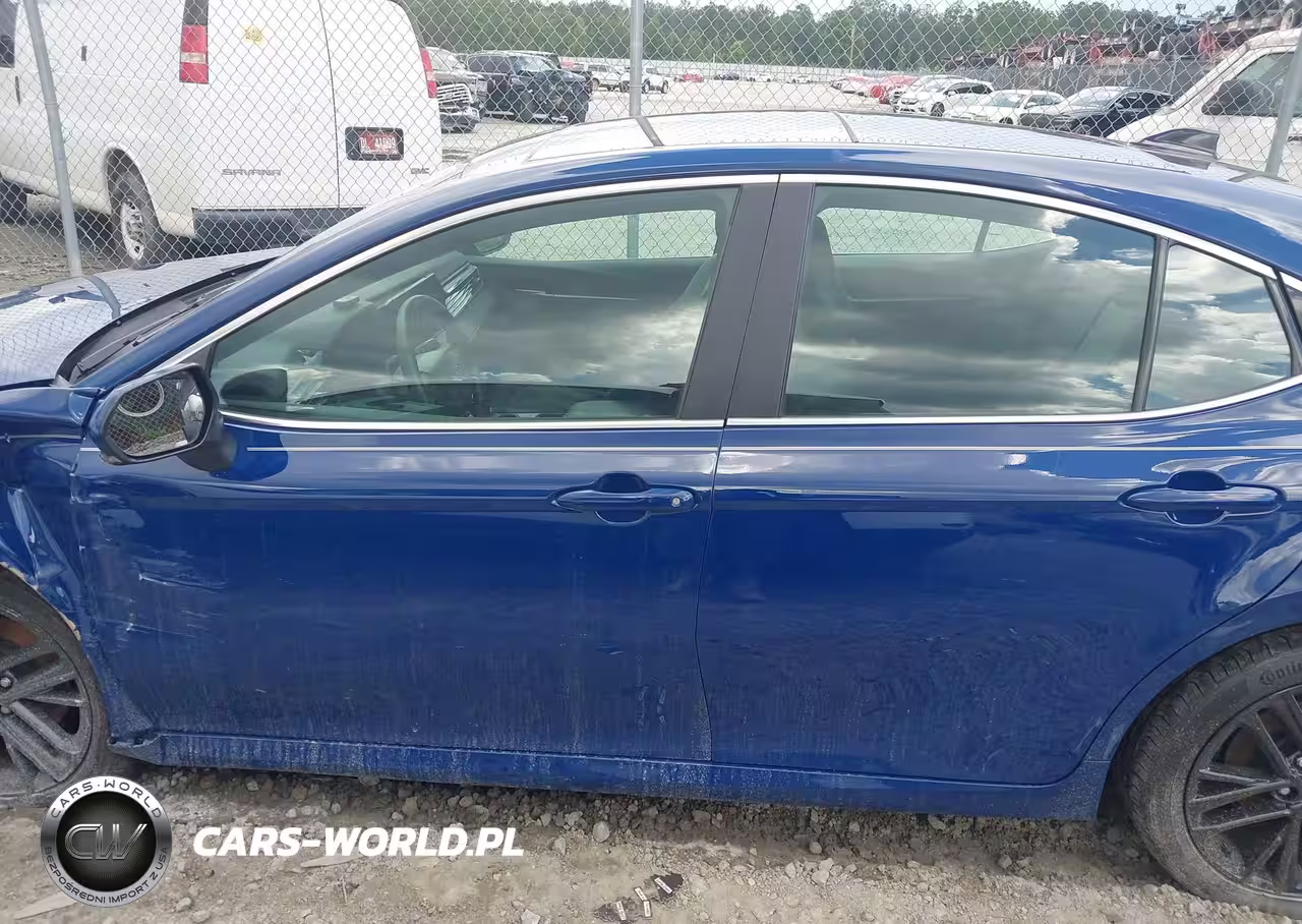 2025 Toyota Camry Xle VIN:4T1DAACK0SU017146 - 14