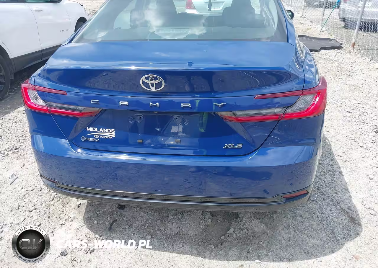 2025 Toyota Camry Xle VIN:4T1DAACK0SU017146 - 16