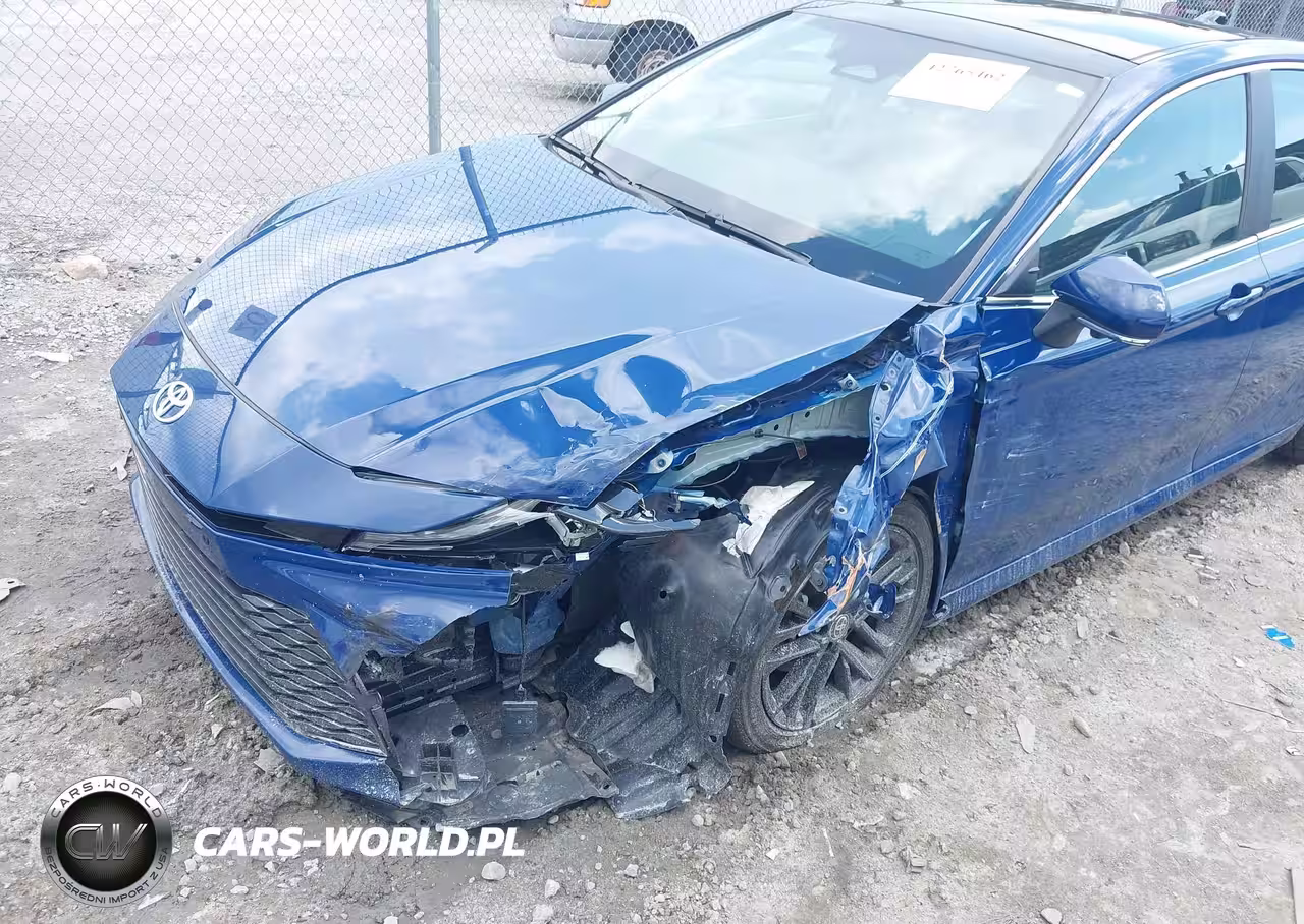 2025 Toyota Camry Xle VIN:4T1DAACK0SU017146 - 6