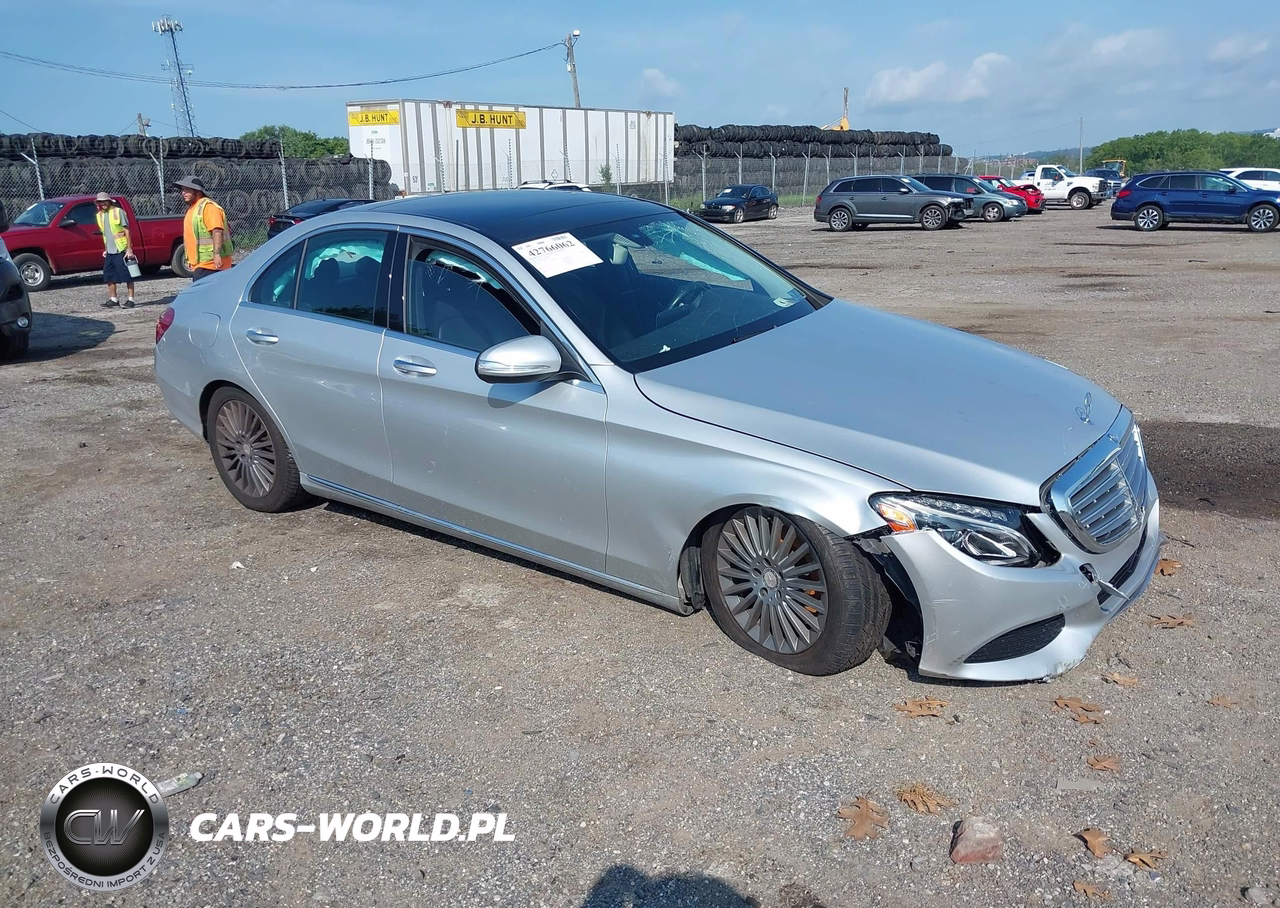 2015 Mercedes-Benz C 300