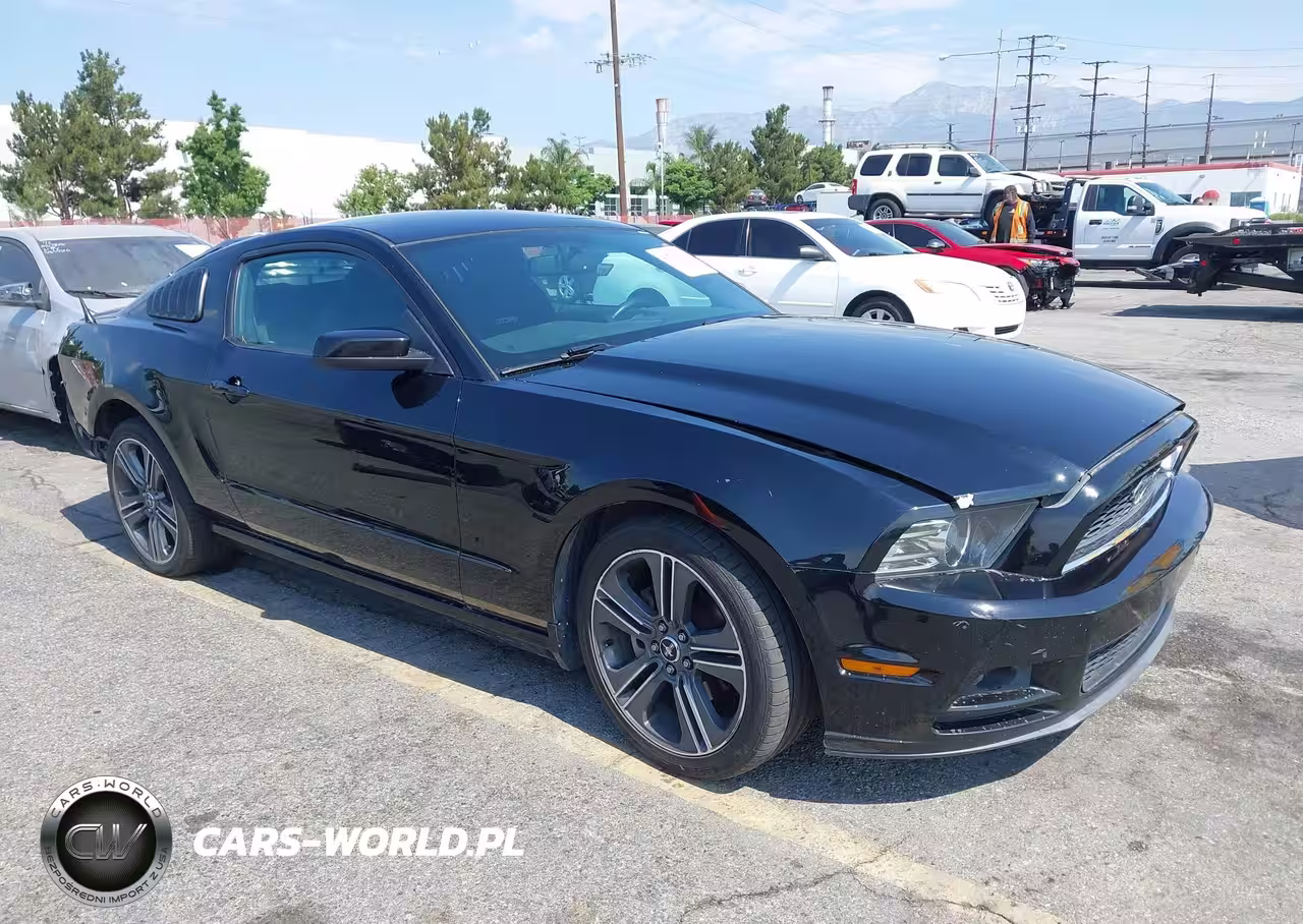 2013 Ford Mustang V6