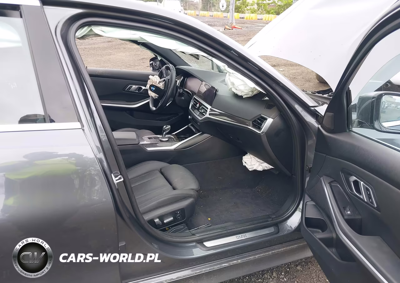 2019 BMW 330I xDrive VIN:WBA5R7C56KAJ85323 - 5