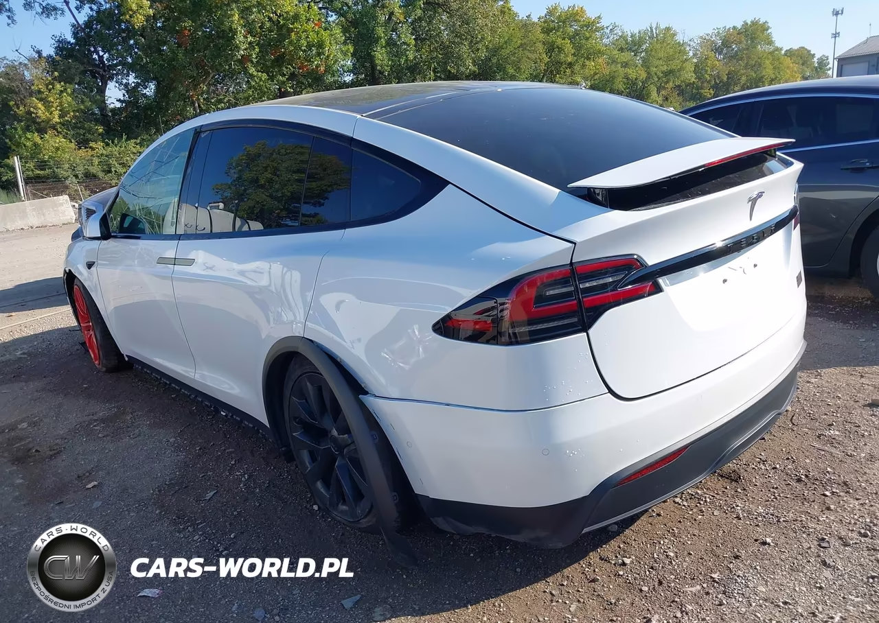 2022 Tesla Model X Plaid Tri Motor All-Wheel Drive VIN:7SAXCBE69NF356232 - 3