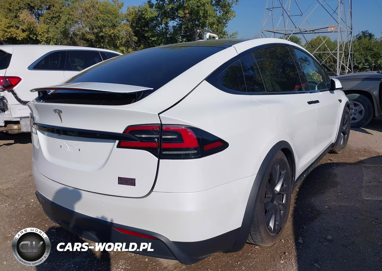 2022 Tesla Model X Plaid Tri Motor All-Wheel Drive VIN:7SAXCBE69NF356232 - 4