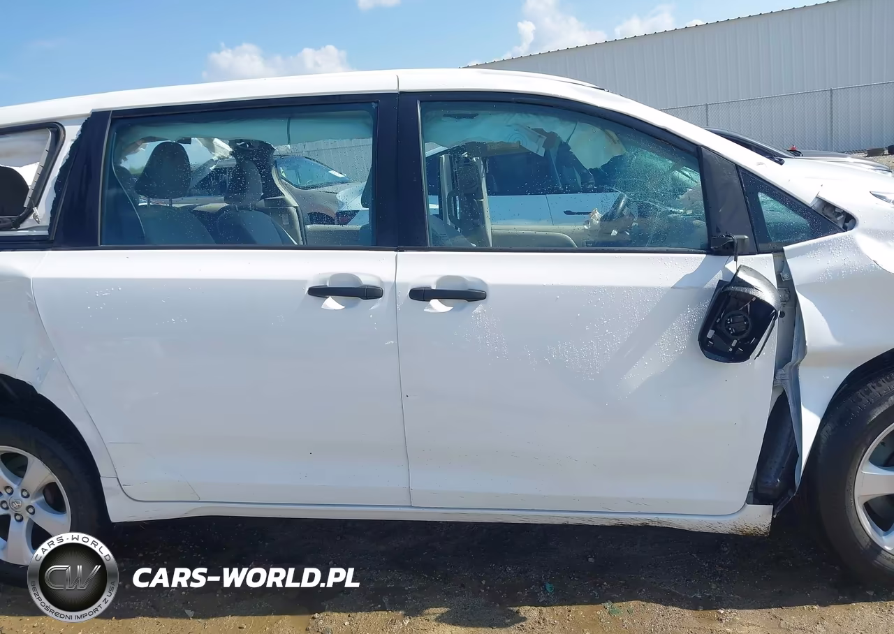 2017 Toyota Sienna L 7 Passenger VIN:5TDZZ3DC8HS892087 - 14