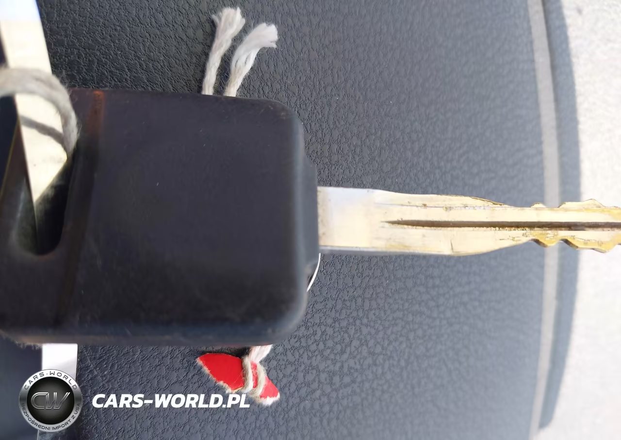 2015 Nissan Versa Note S Plus VIN:3N1CE2CP6FL435820 - 11