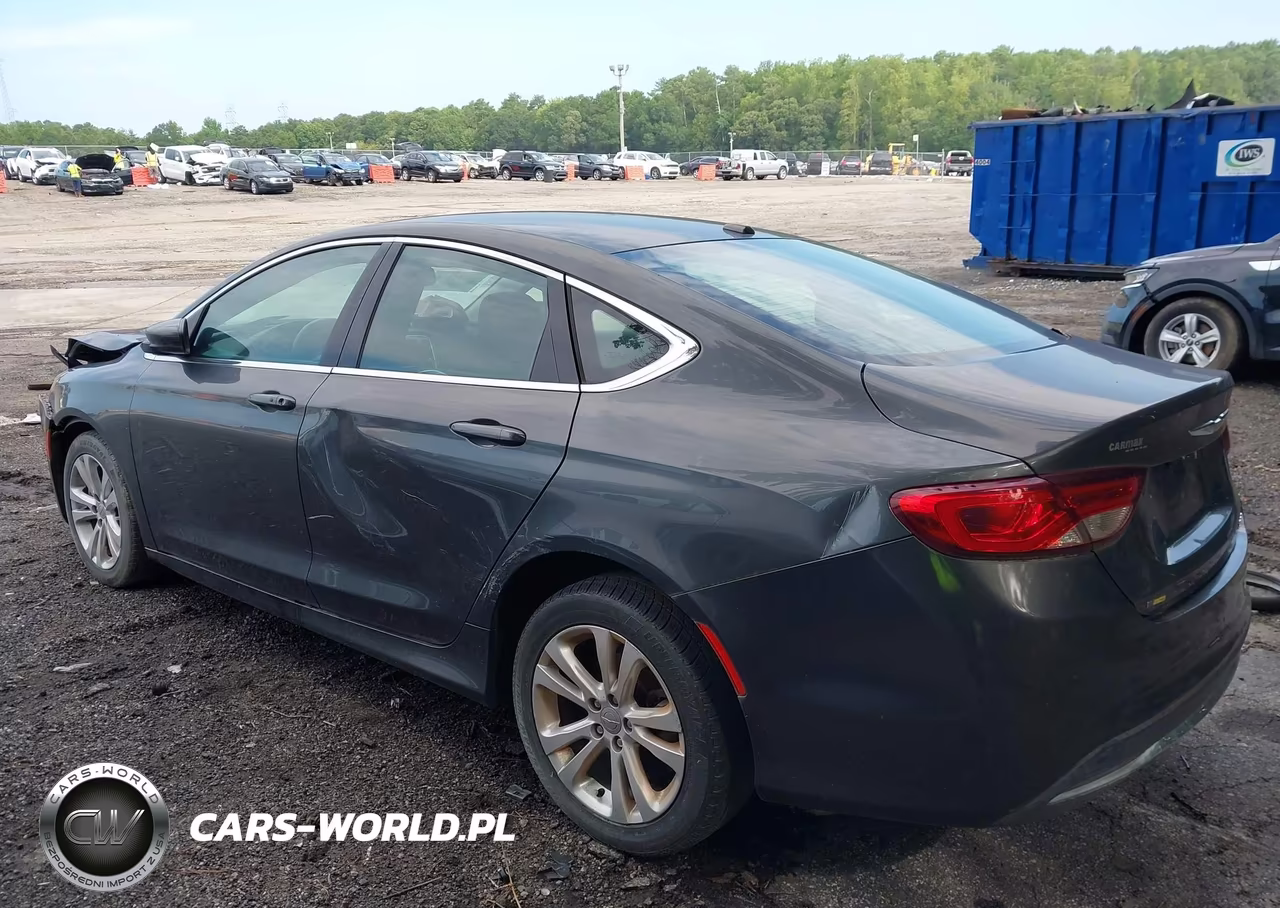 2015 Chrysler 200 Limited VIN:1C3CCCAB1FN671070 - 3