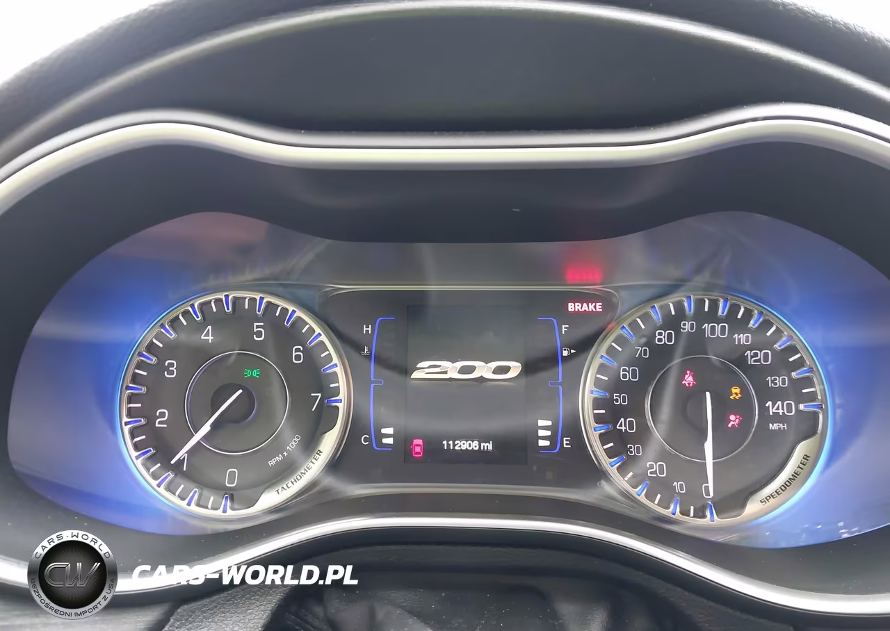 2015 Chrysler 200 Limited VIN:1C3CCCAB1FN671070 - 7