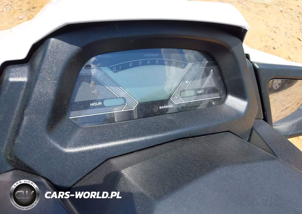 2018 Yamaha Personal Watercraft VIN:YAMA2605L718 - 7