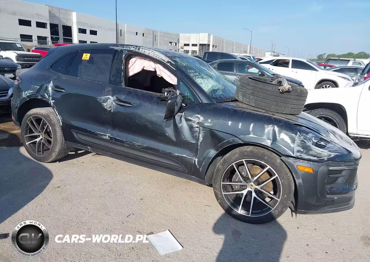 2024 Porsche Macan T