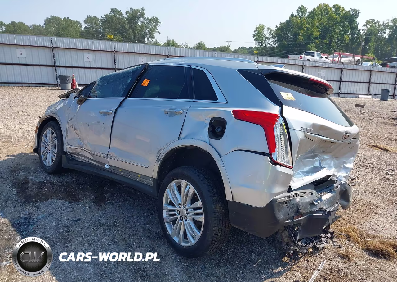 2018 Cadillac Xt5 Premium Luxury VIN:1GYKNERS9JZ237749 - 3
