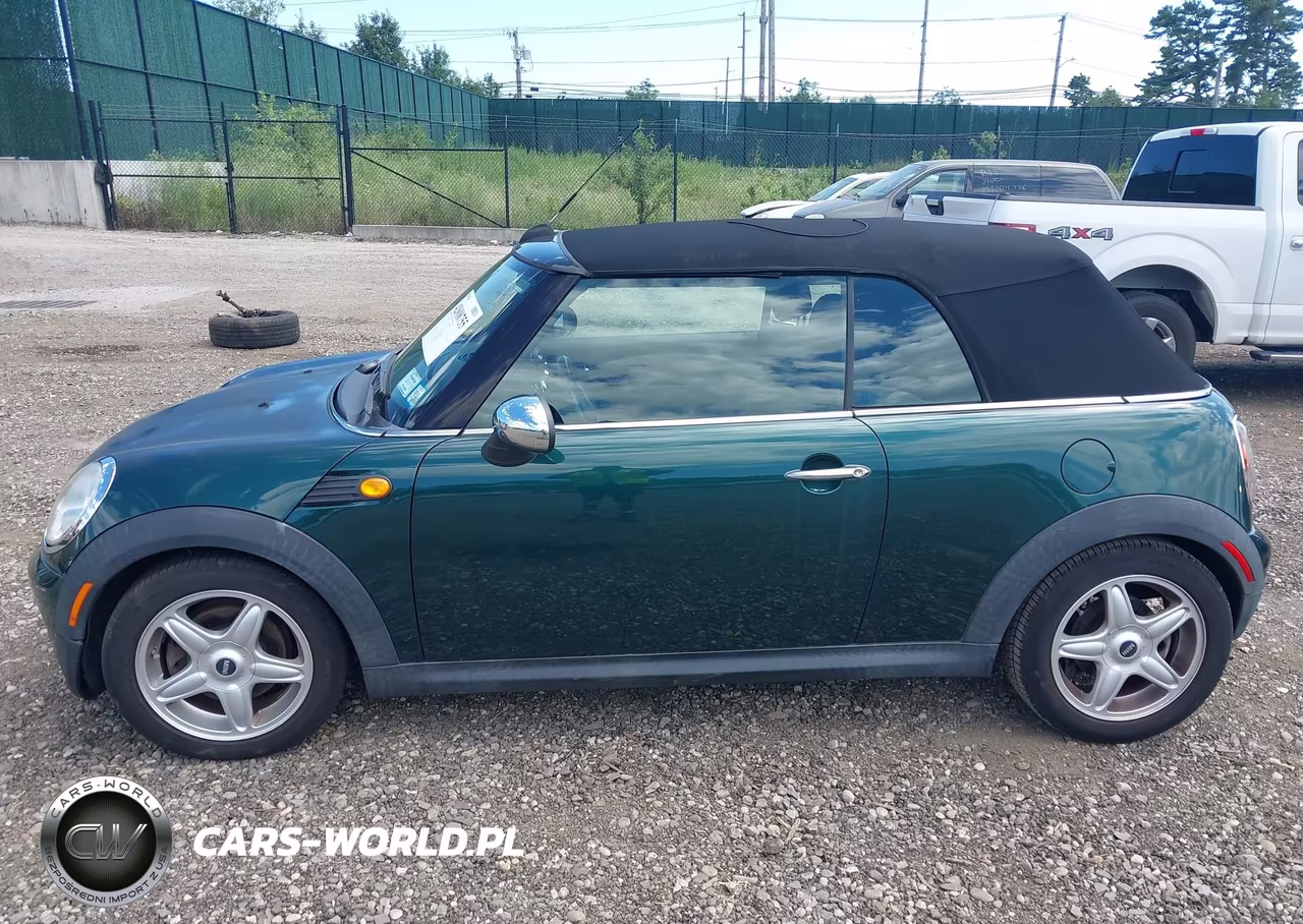 2009 Mini Cooper VIN:WMWMR33549TU95246 - 14