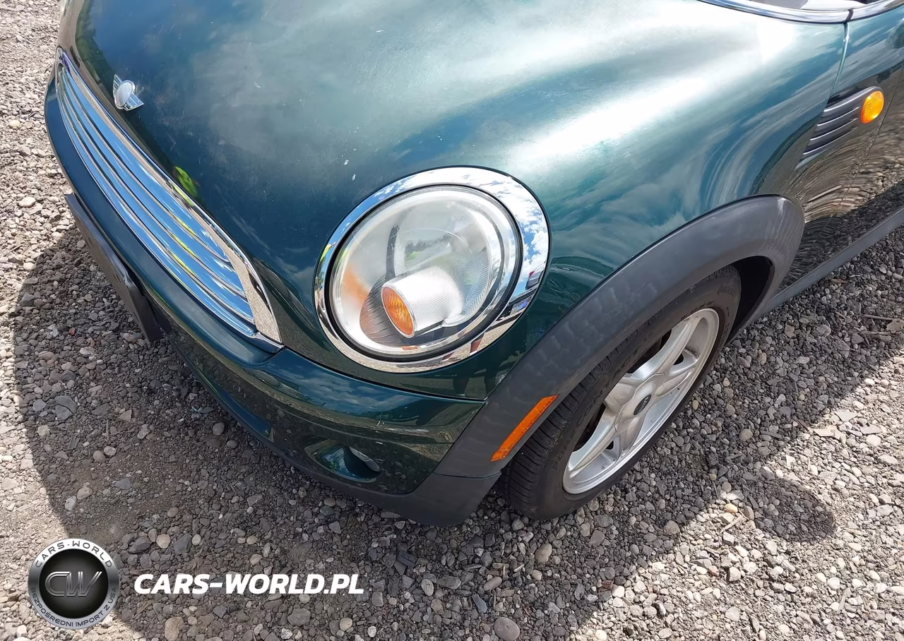 2009 Mini Cooper VIN:WMWMR33549TU95246 - 6