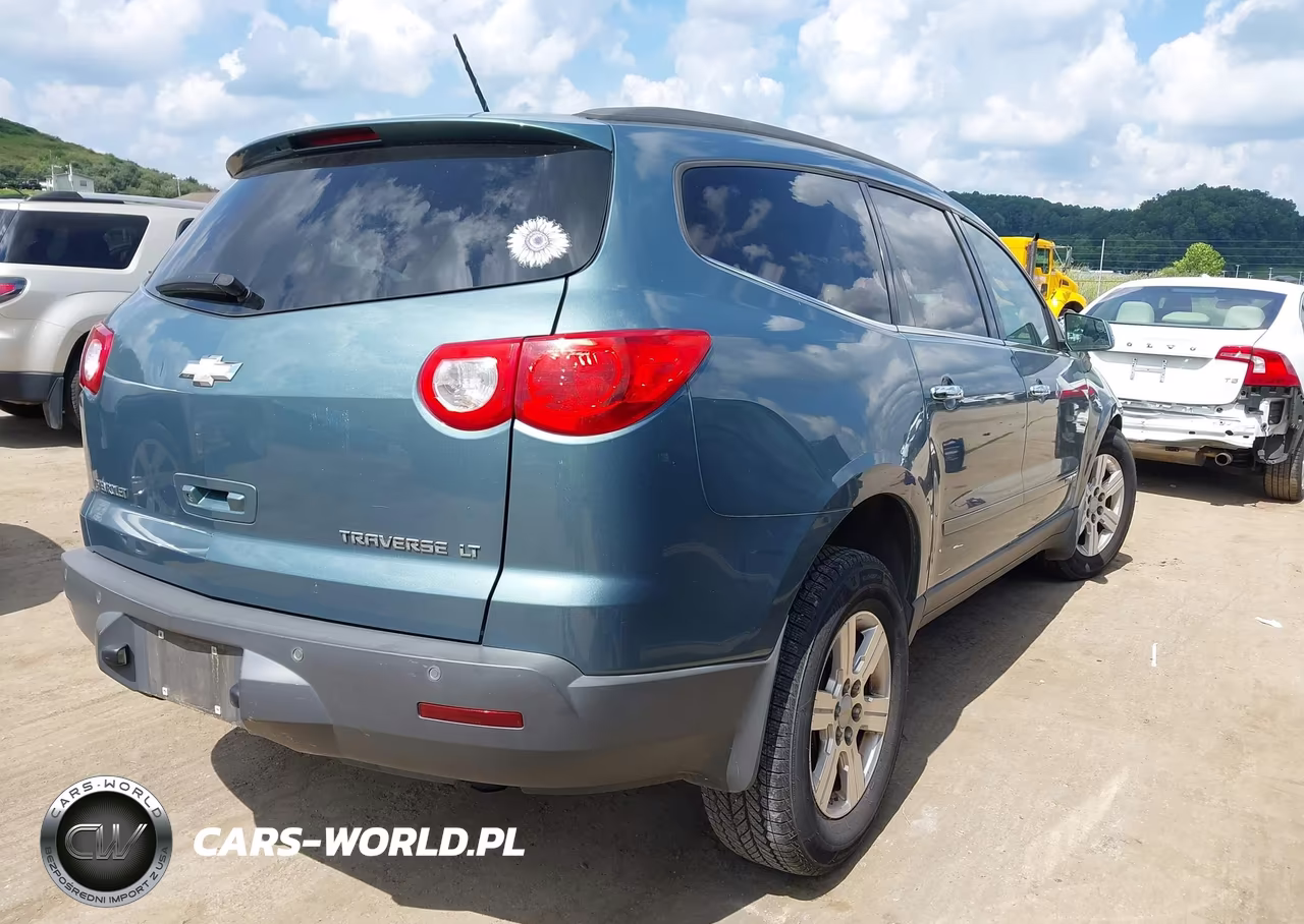 2009 Chevrolet Traverse Lt VIN:1GNEV23D79S109050 - 4