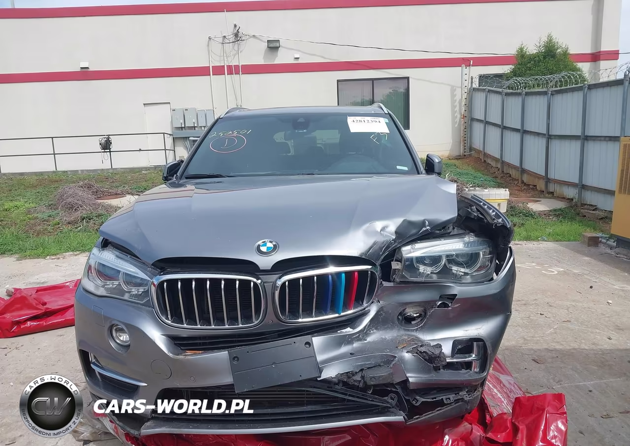 2017 BMW X5 xDrive35I VIN:5UXKR0C56H0V67202 - 12