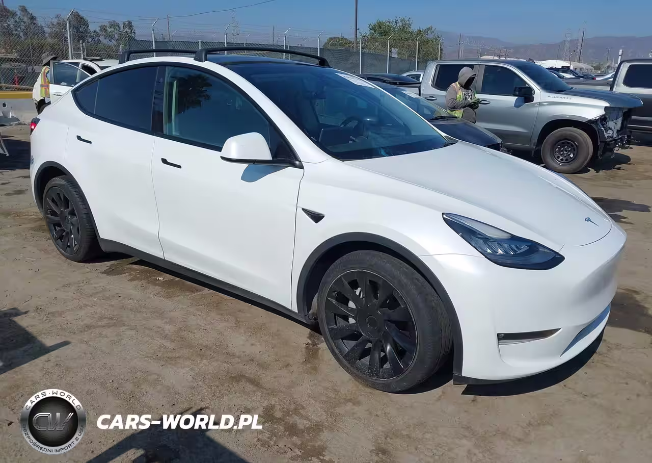 2021 Tesla Model Y Long Range Dual Motor All-Wheel Drive