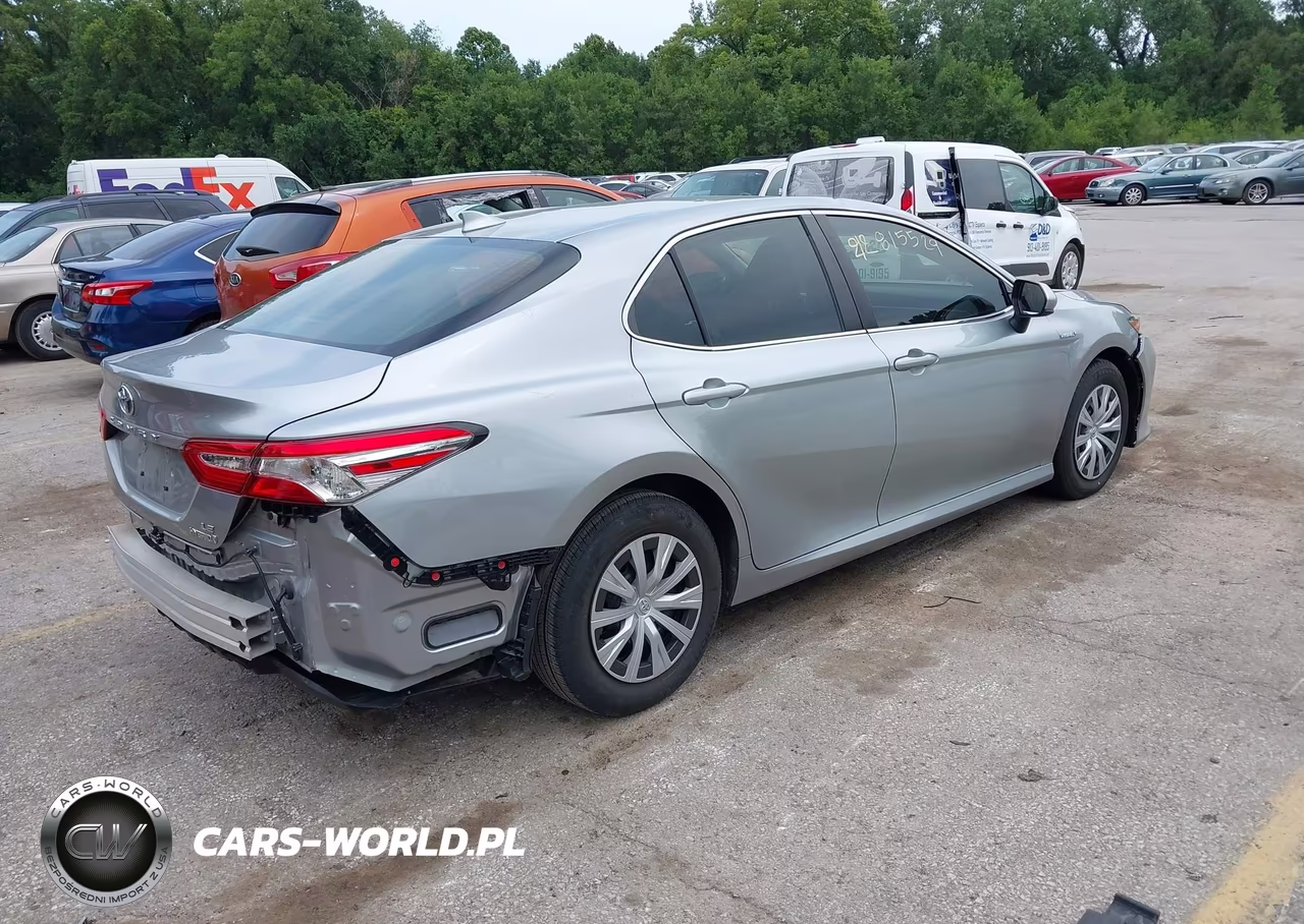 2020 Toyota Camry Le Hybrid VIN:4T1C31AKXLU523870 - 4