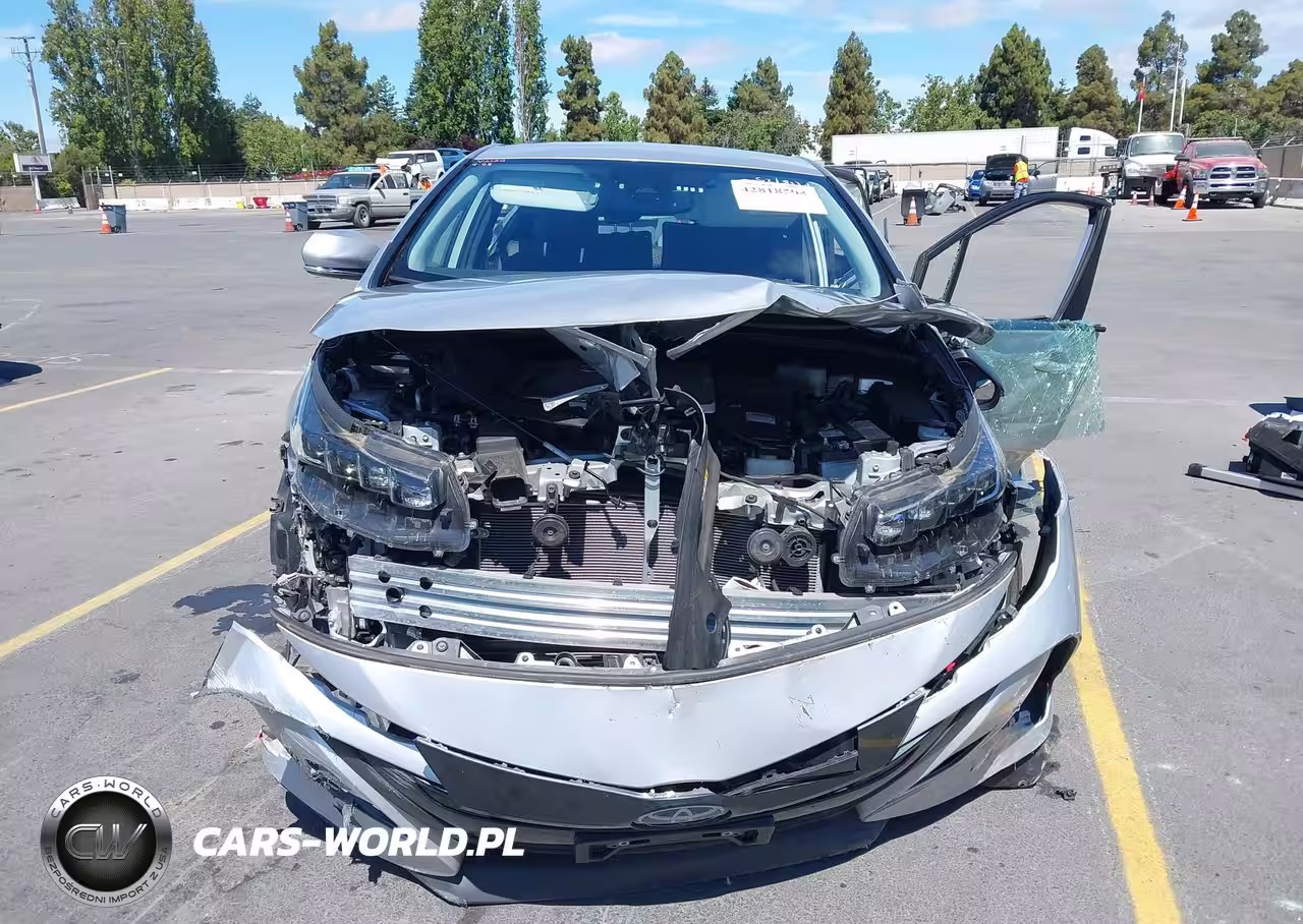2021 Toyota Prius Prime Limited VIN:JTDKAMFP8M3195089 - 12