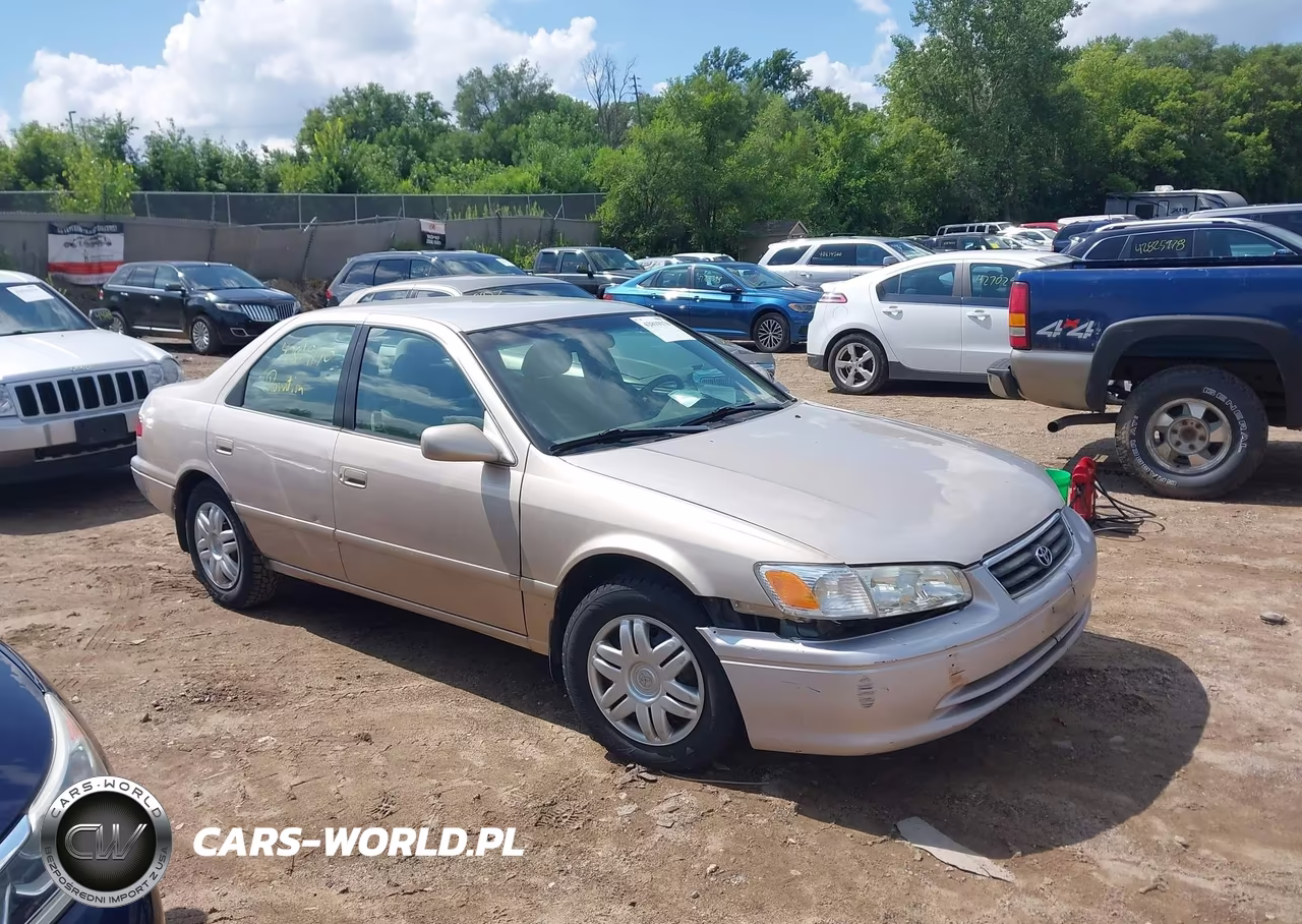 2001 Toyota Camry Le – zdjęcie 1 z 11