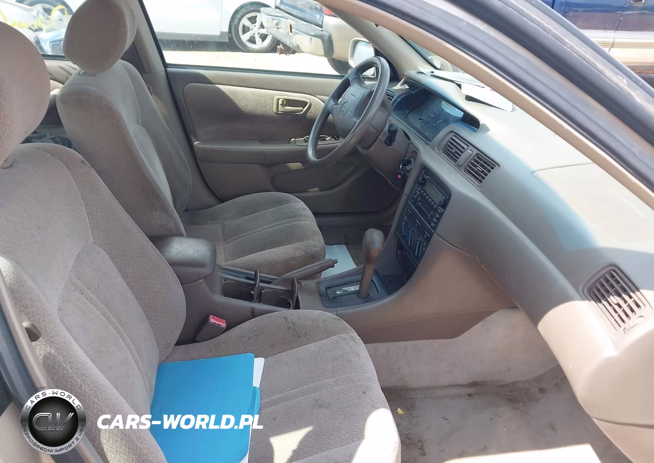 2001 Toyota Camry Le VIN:4T1BG22K51U029952 - 5