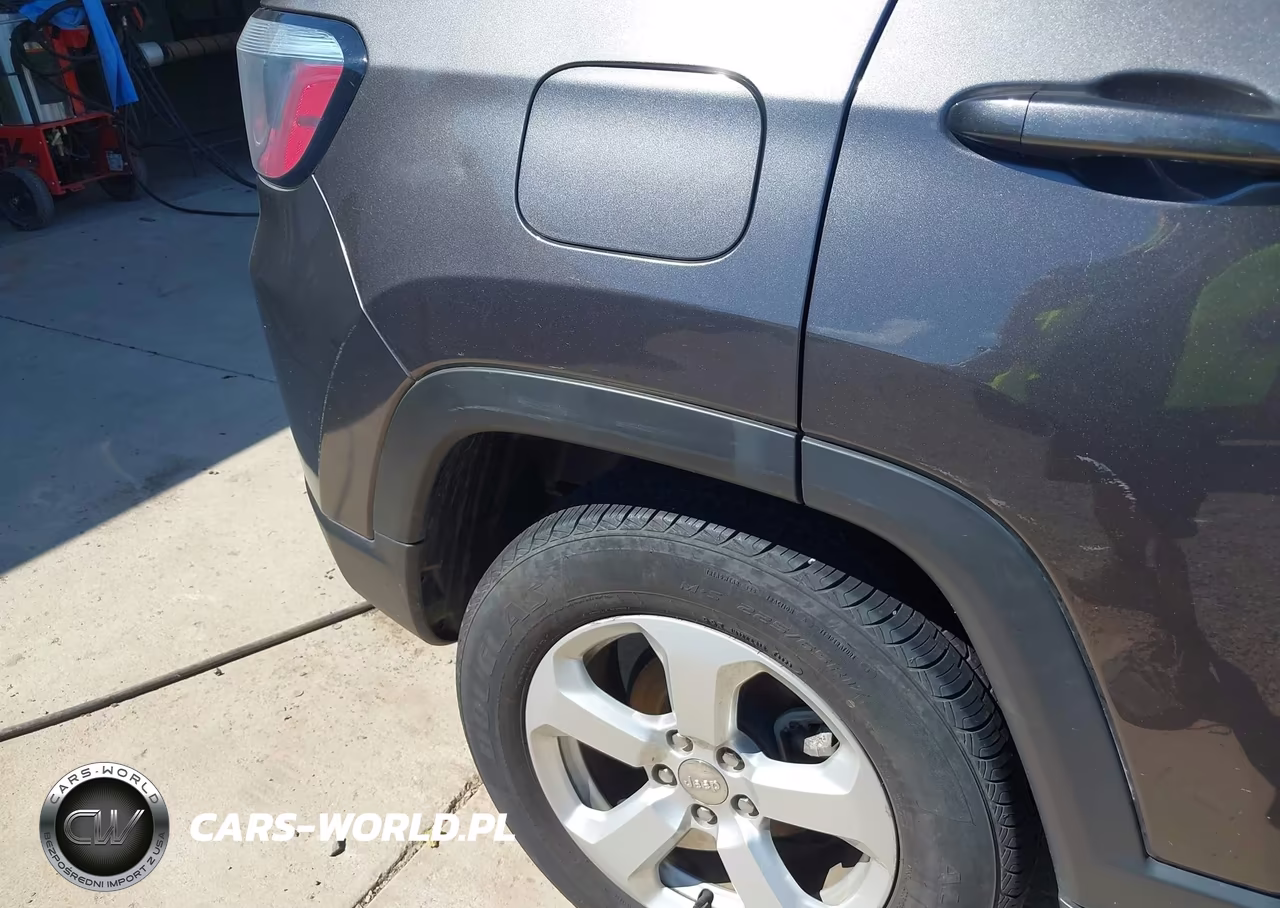 2020 Jeep Compass Latitude 4X4 VIN:3C4NJDBB0LT163828 - 6
