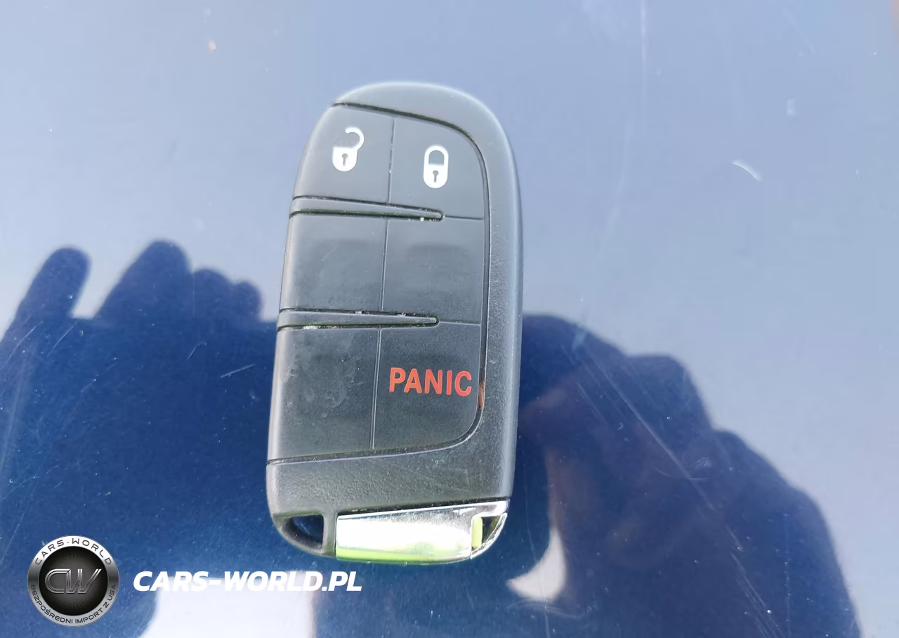 2018 Jeep Compass Latitude 4X4 VIN:3C4NJDBB6JT265938 - 11