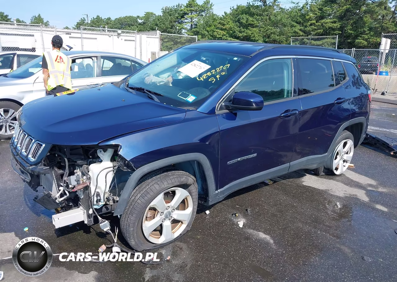 2018 Jeep Compass Latitude 4X4 VIN:3C4NJDBB6JT265938 - 2