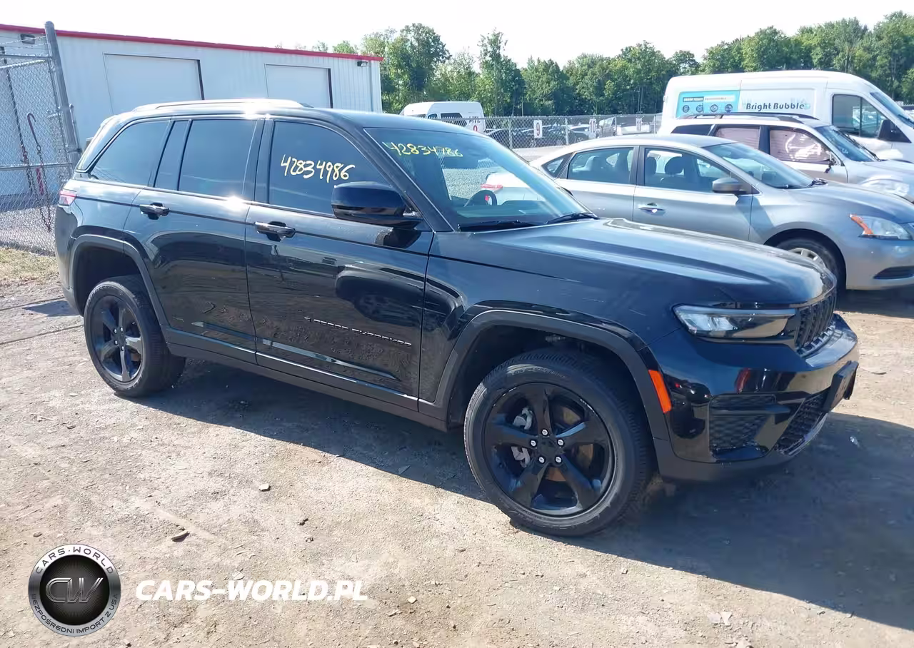 2025 Jeep Grand Cherokee Altitude X 4X4