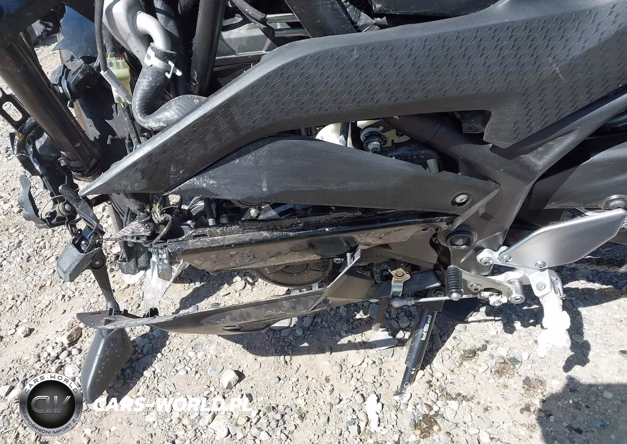 2021 Yamaha Yzfr3 A VIN:MH3RH18Y6MK006963 - 9