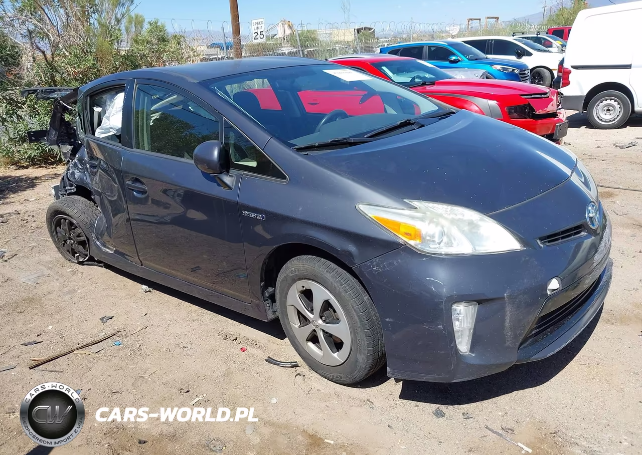 2013 Toyota Prius Three